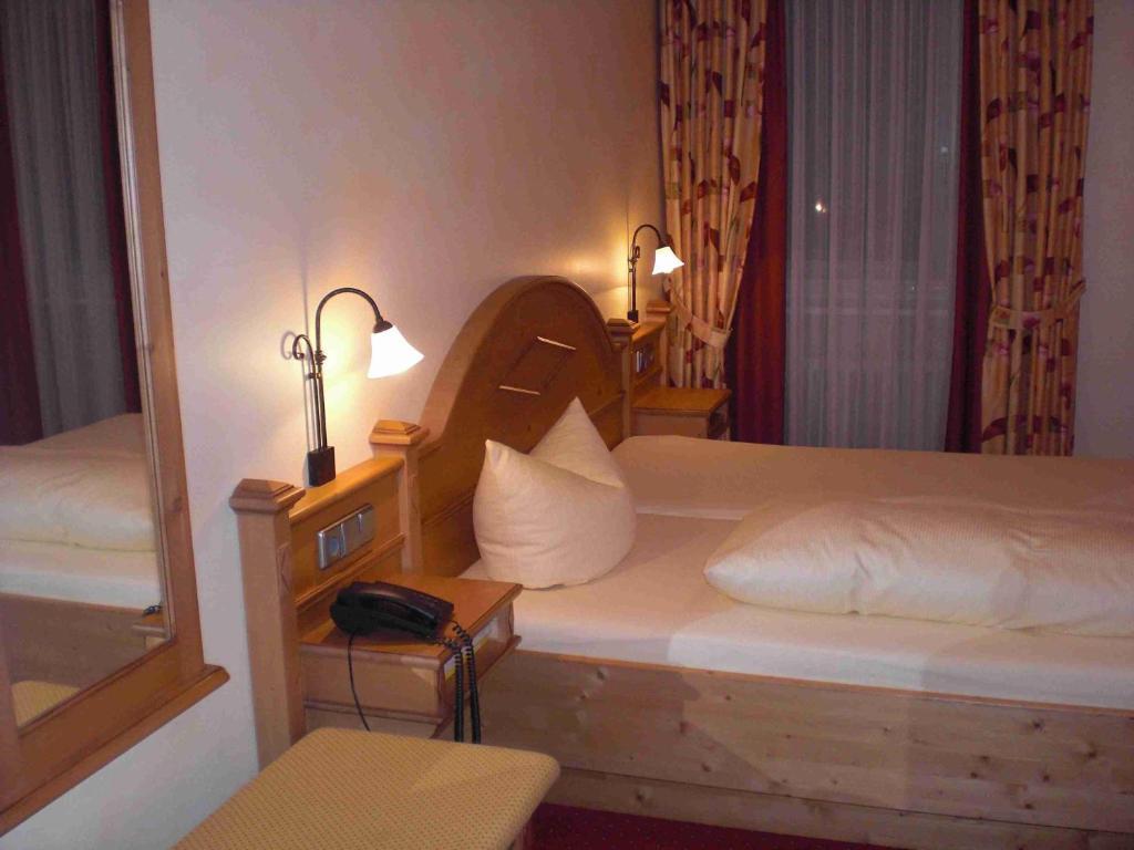 Hotel-Restaurant Schieble Kenzingen Room photo